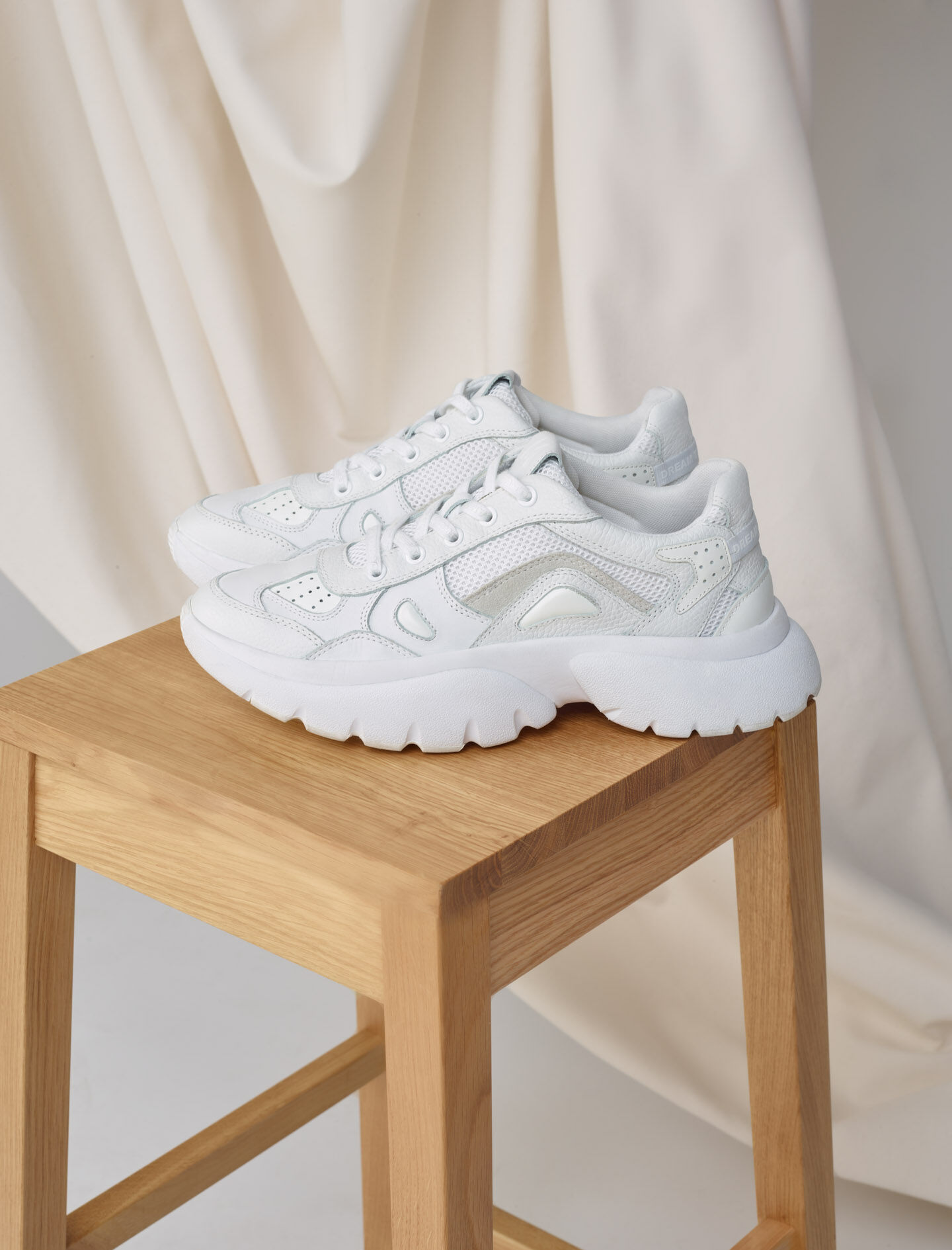 119W20 W20 Urban leather sneakers