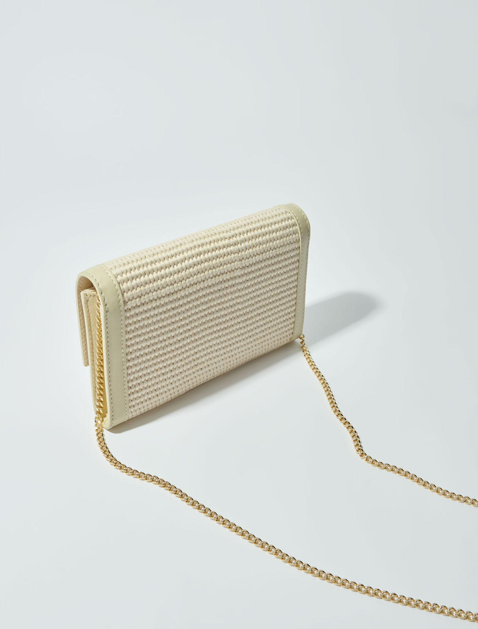 Raffia-effect clutch bag with chain