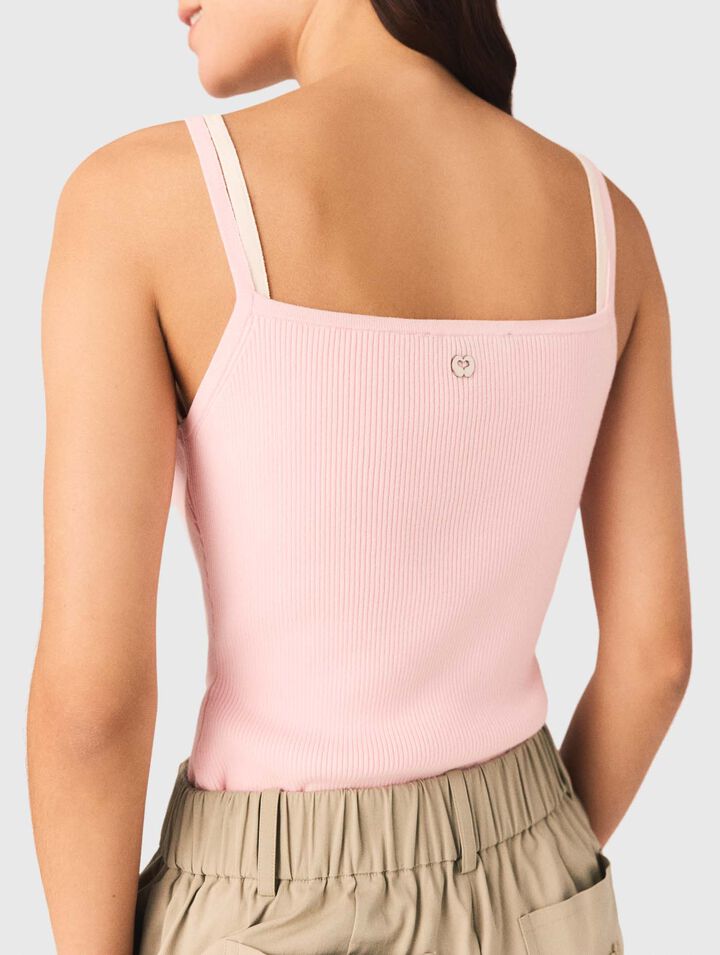High straight-neck top