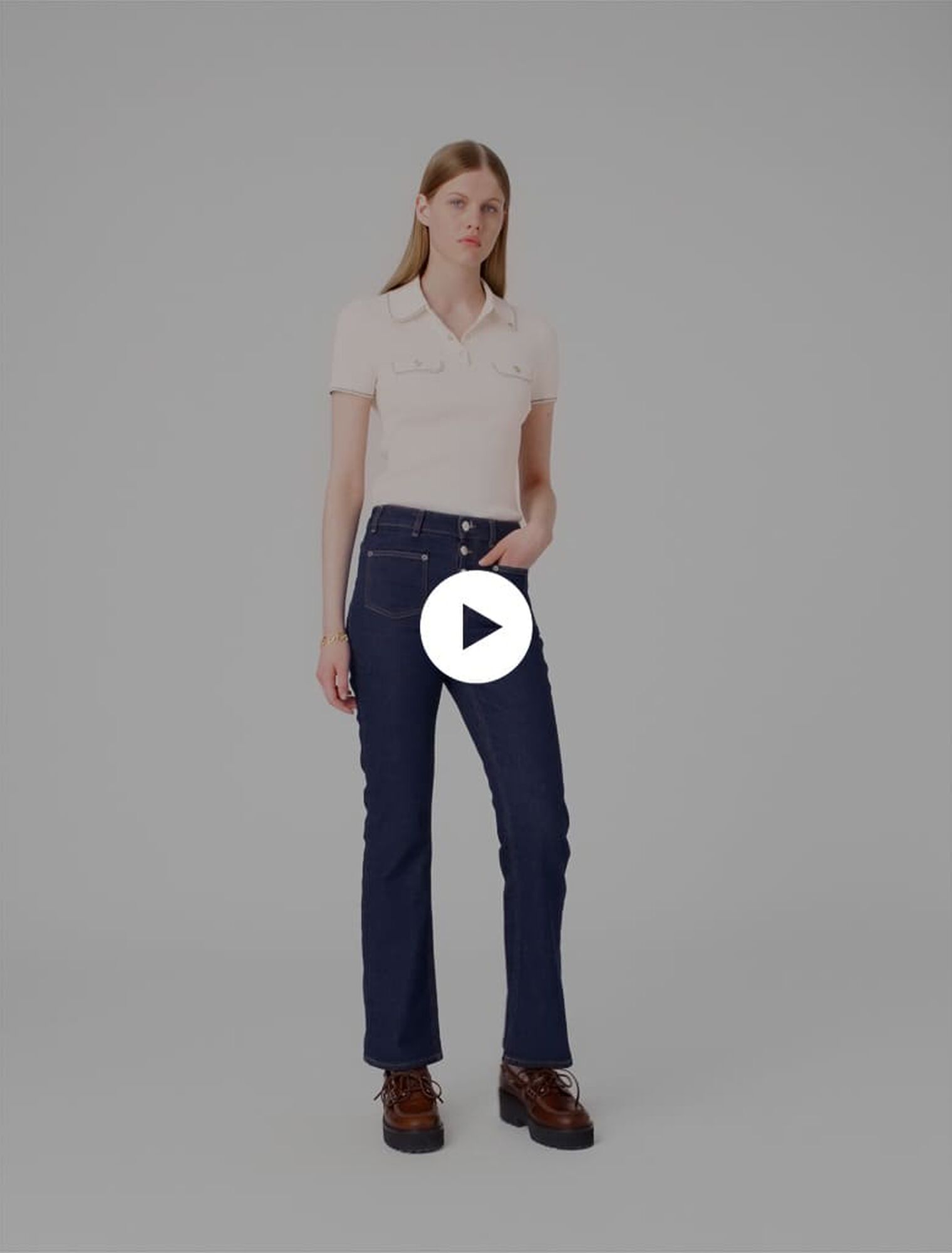 Denim jeans with pockets