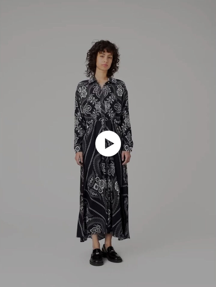 Patterned flowing maxi dress