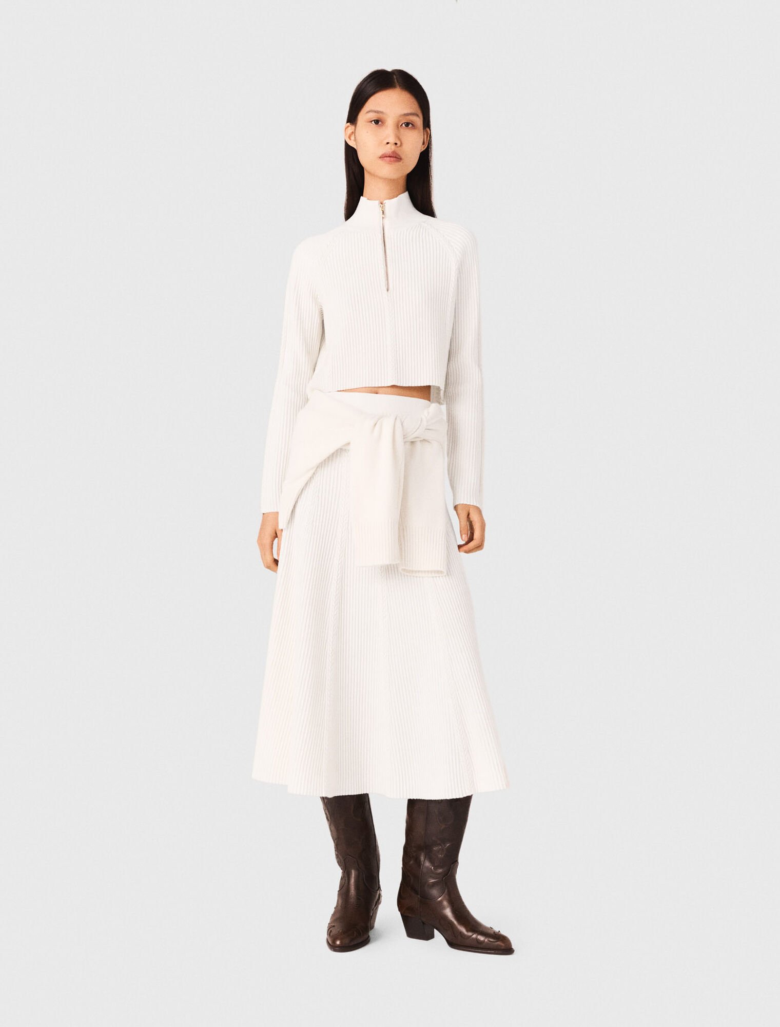High-neck jumper
