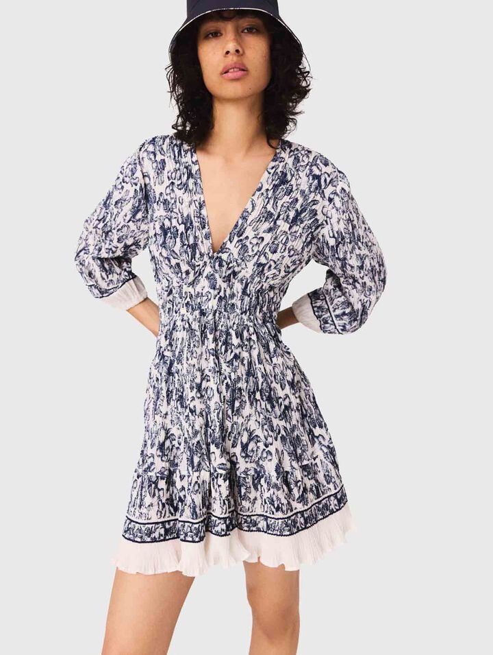 Patterned pleated dress