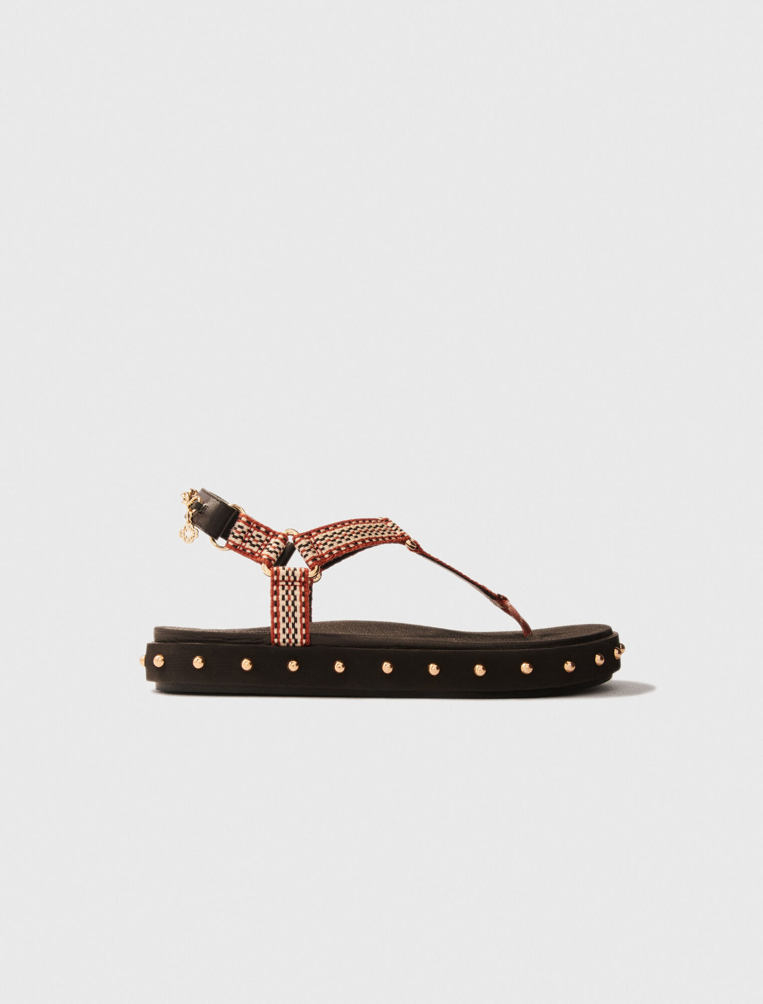 Flat rope and leather sandals