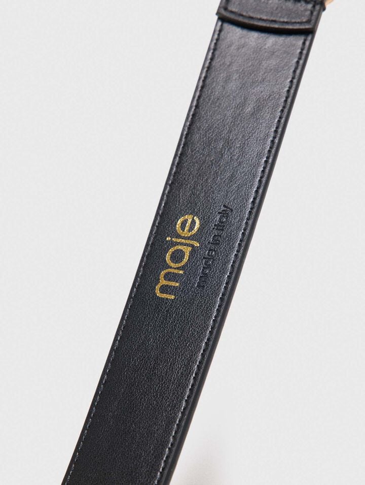 Leather belt with oval buckle