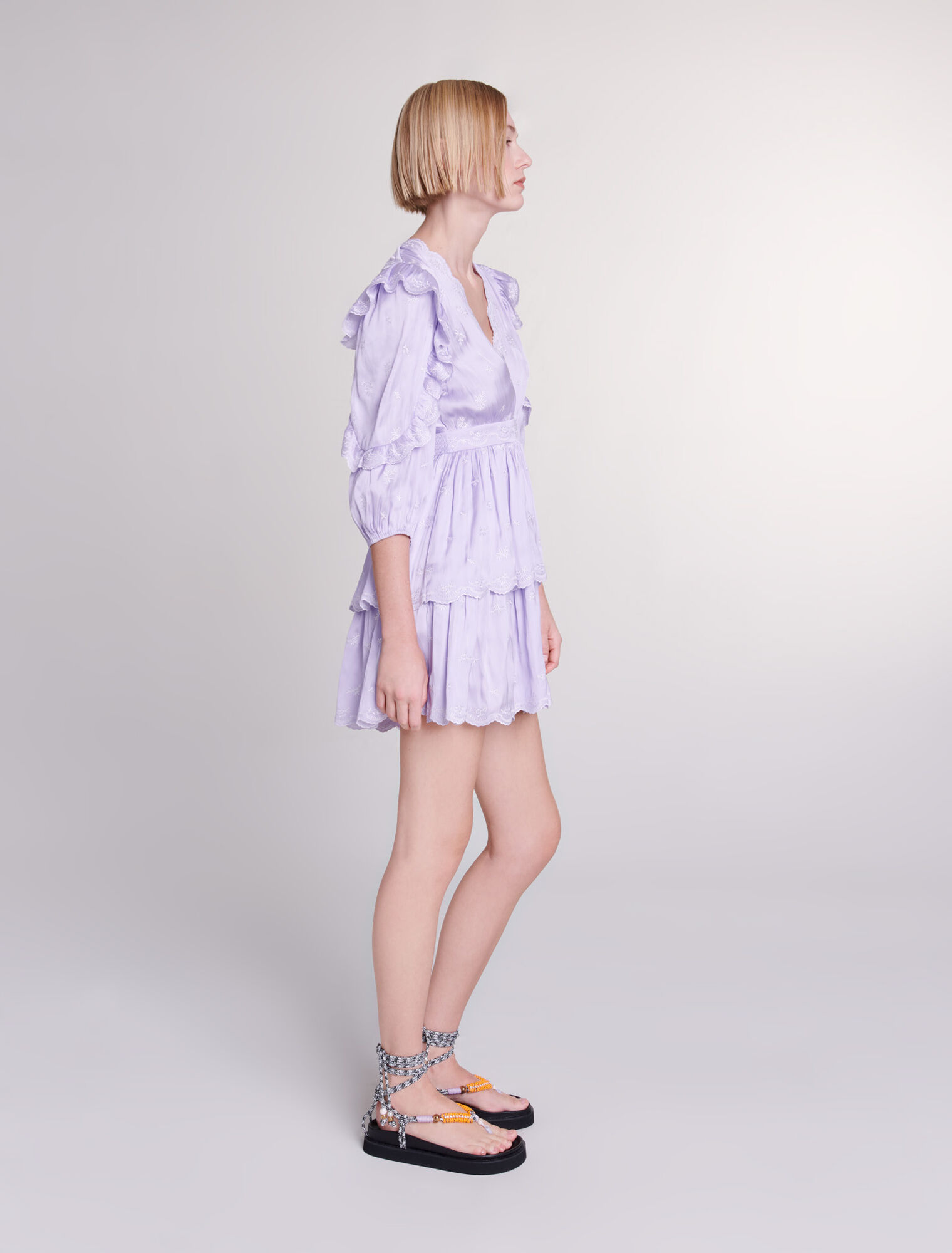 Short satin-look embroidered dress