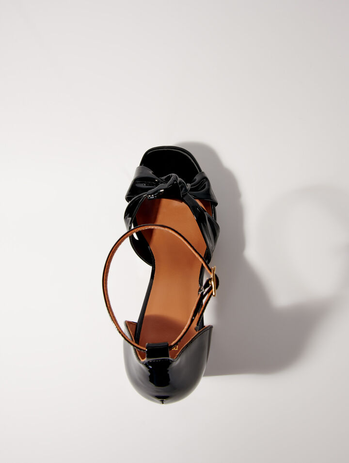 Leather platform sandals