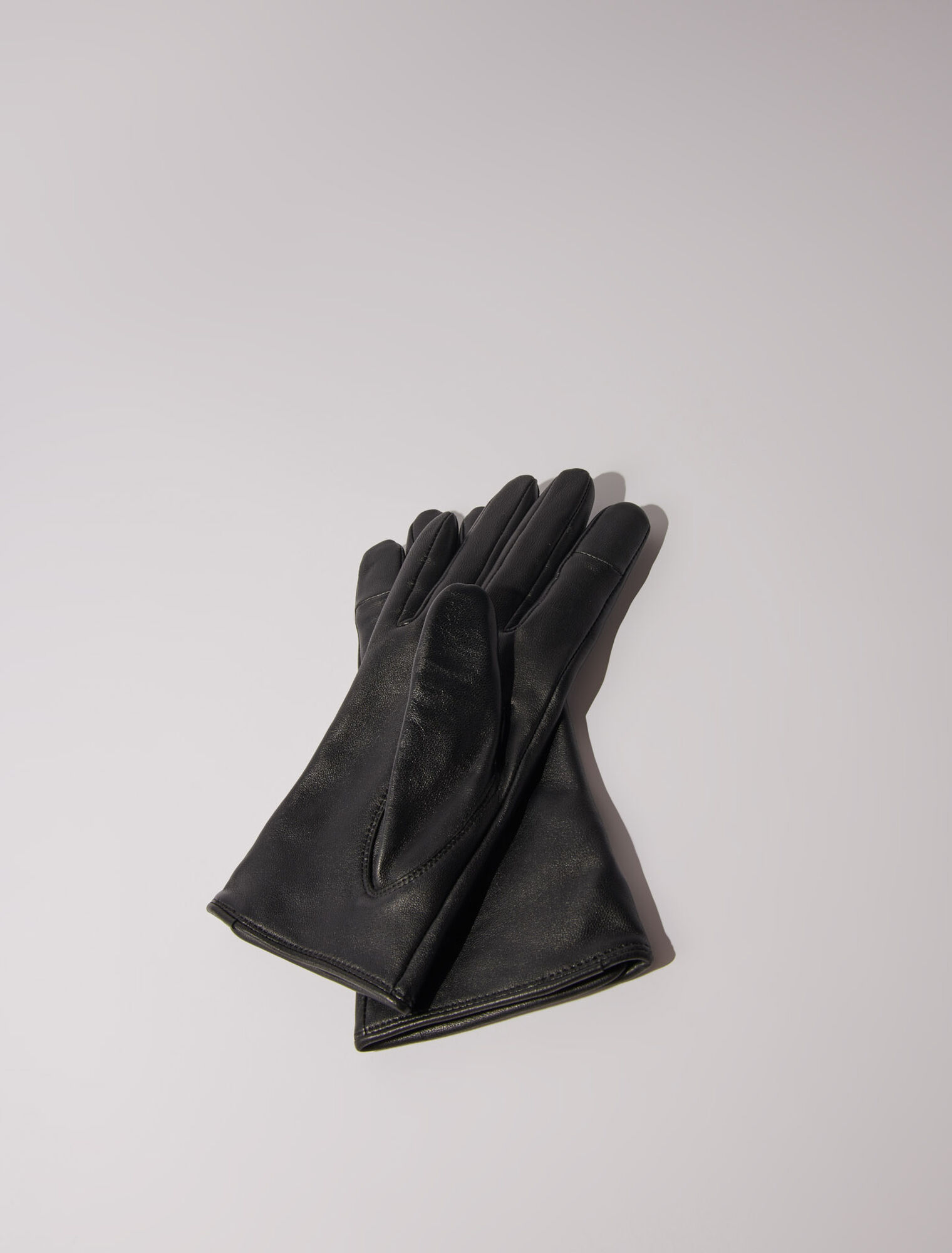 Leather gloves