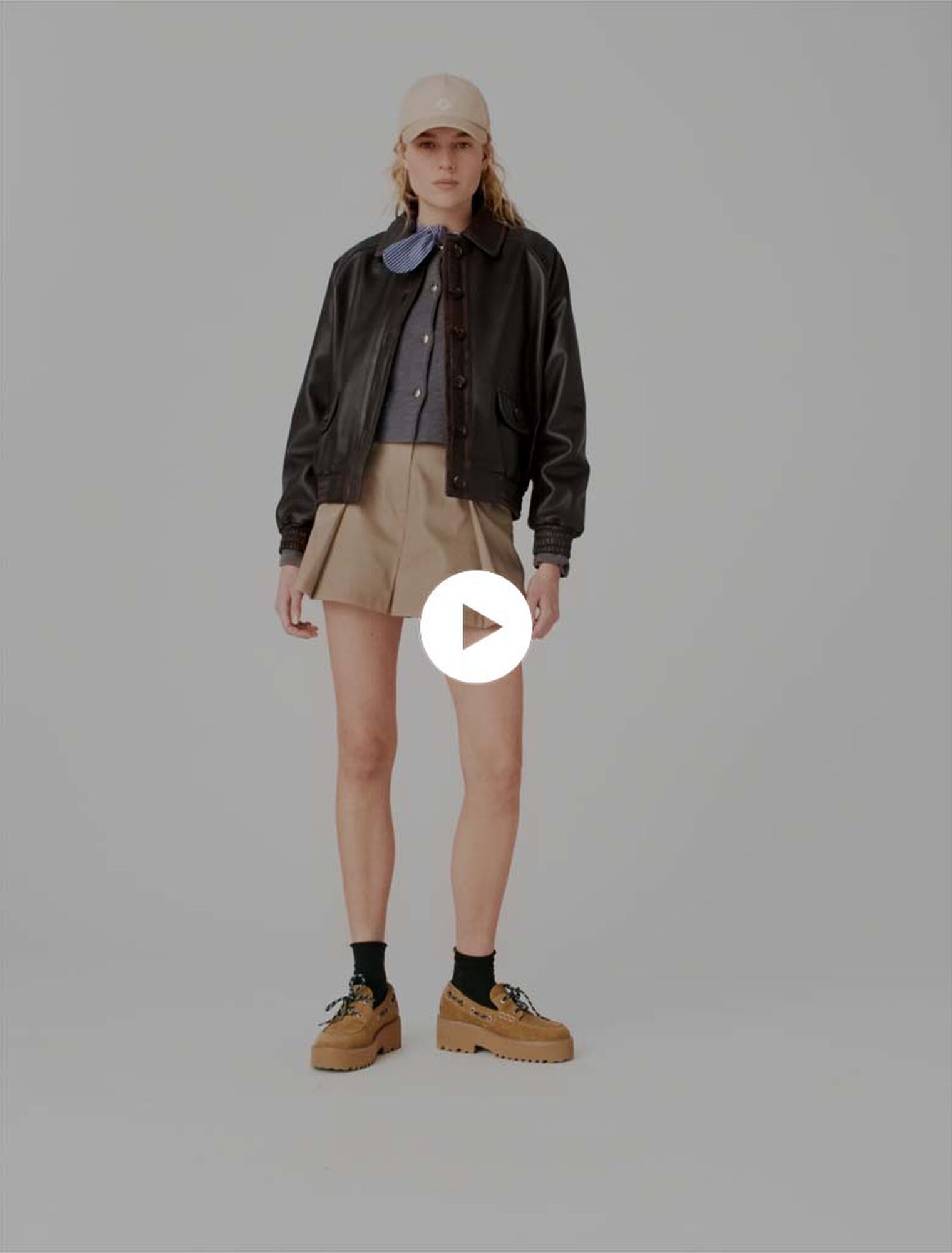 Cropped leather jacket