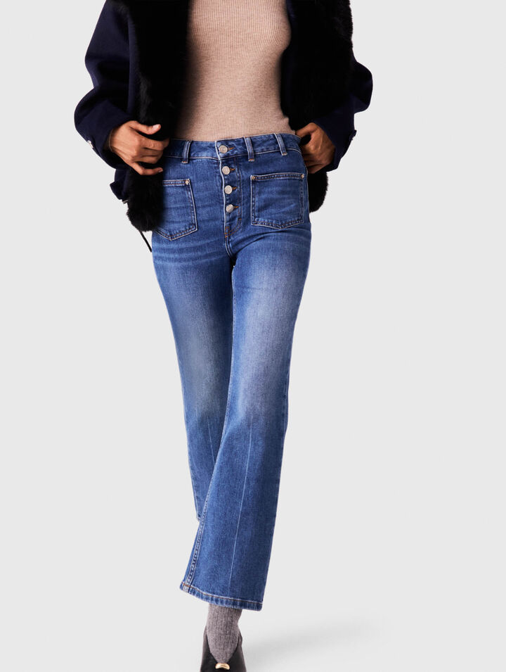 Denim jeans with pockets