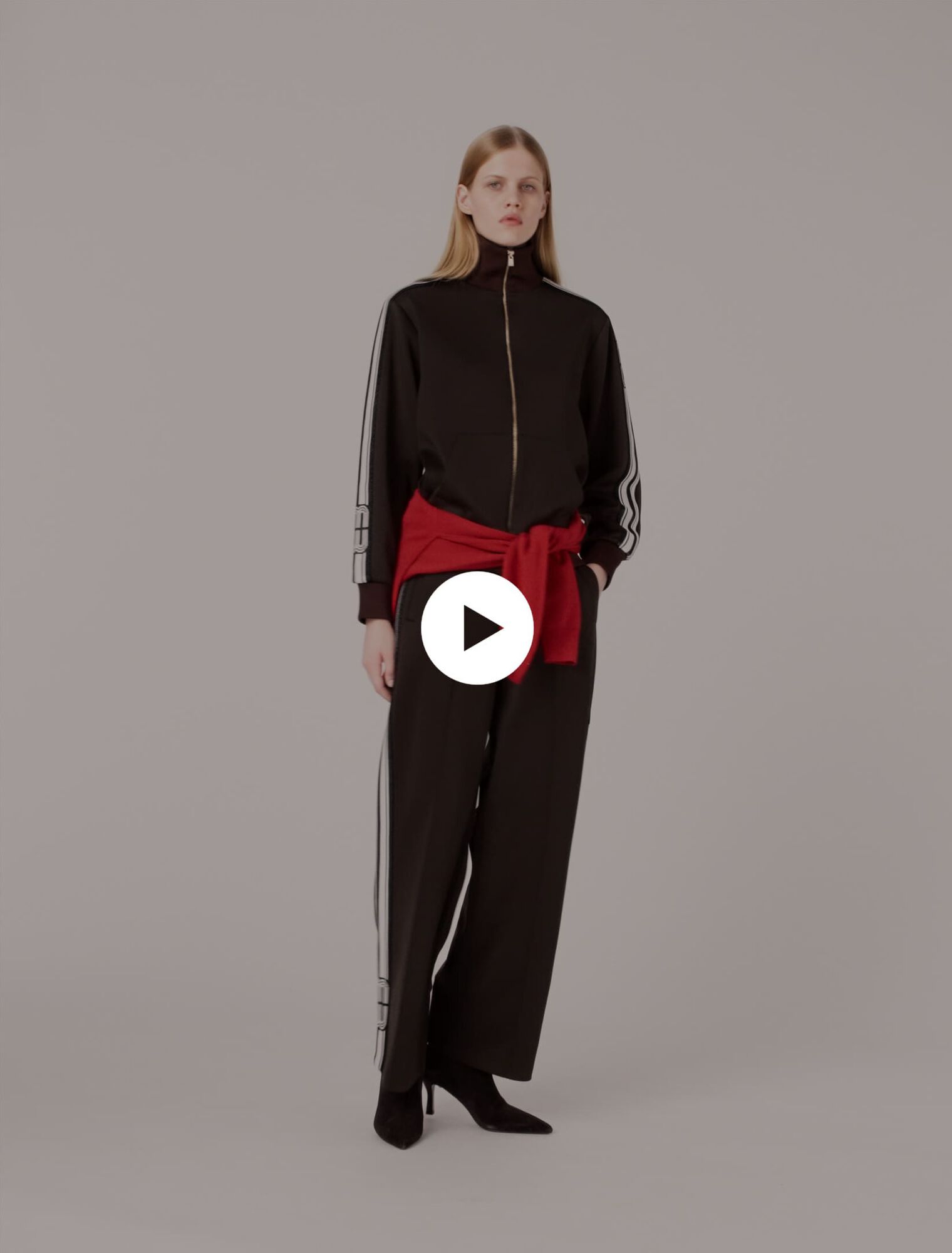 Sweatshirt with straight stripes