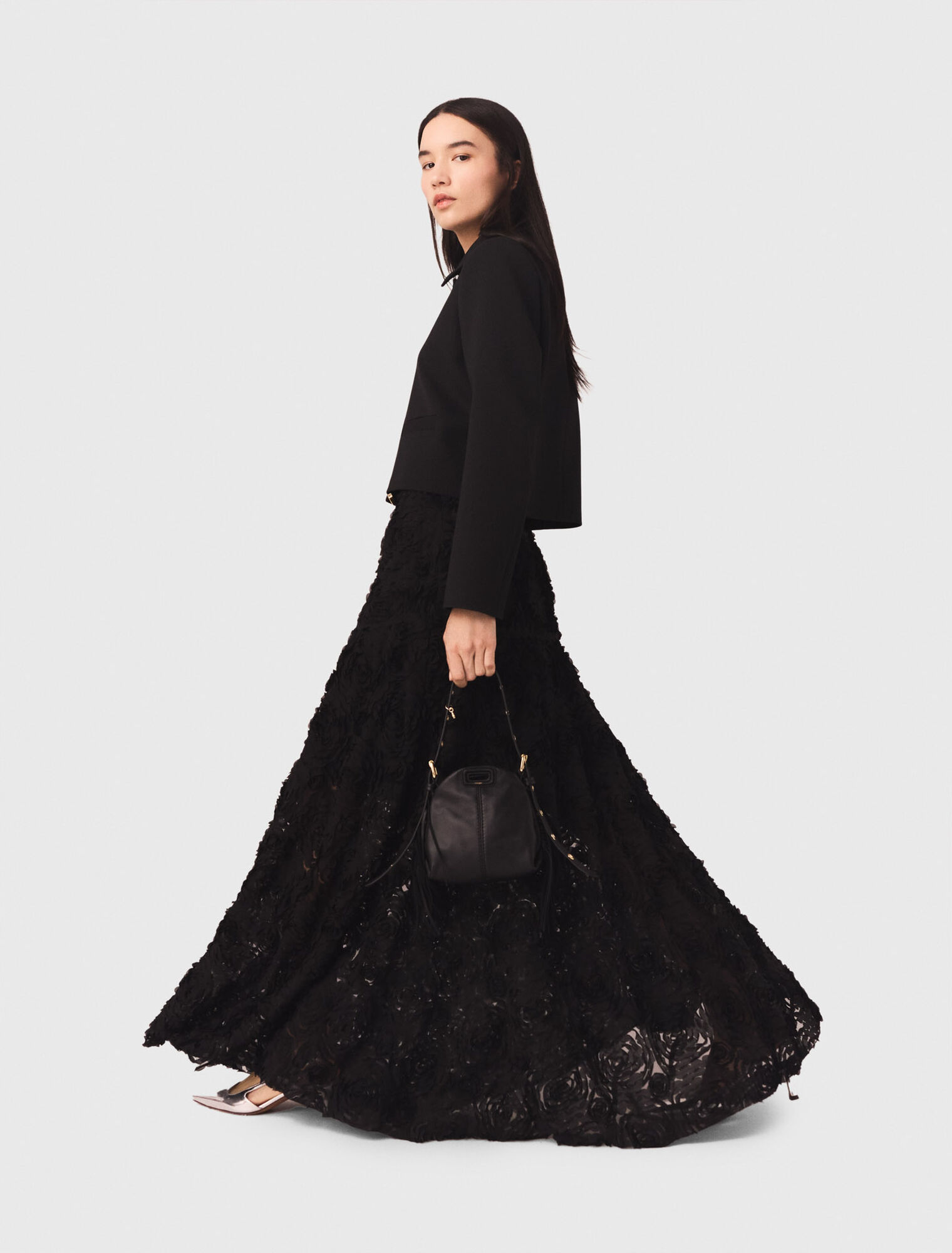 Long embroidered skirt