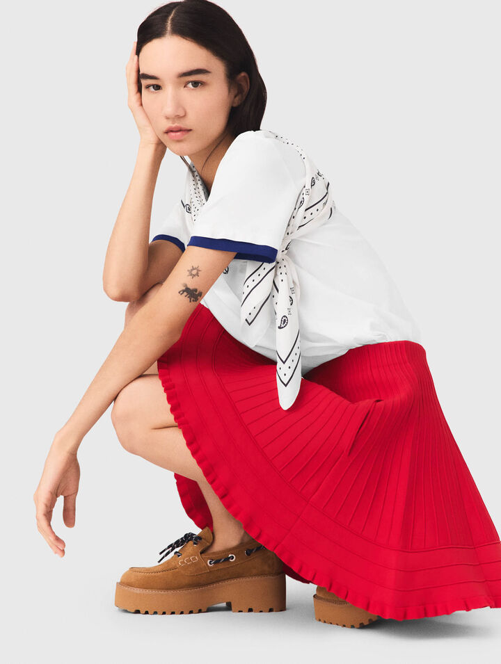 Compact knit short skirt