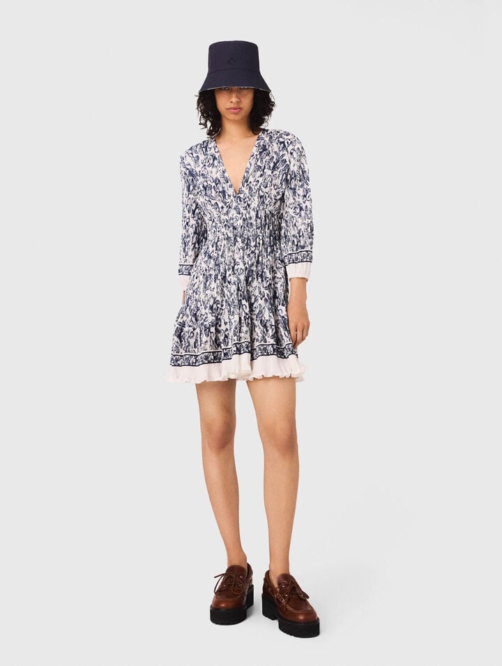 Patterned pleated dress