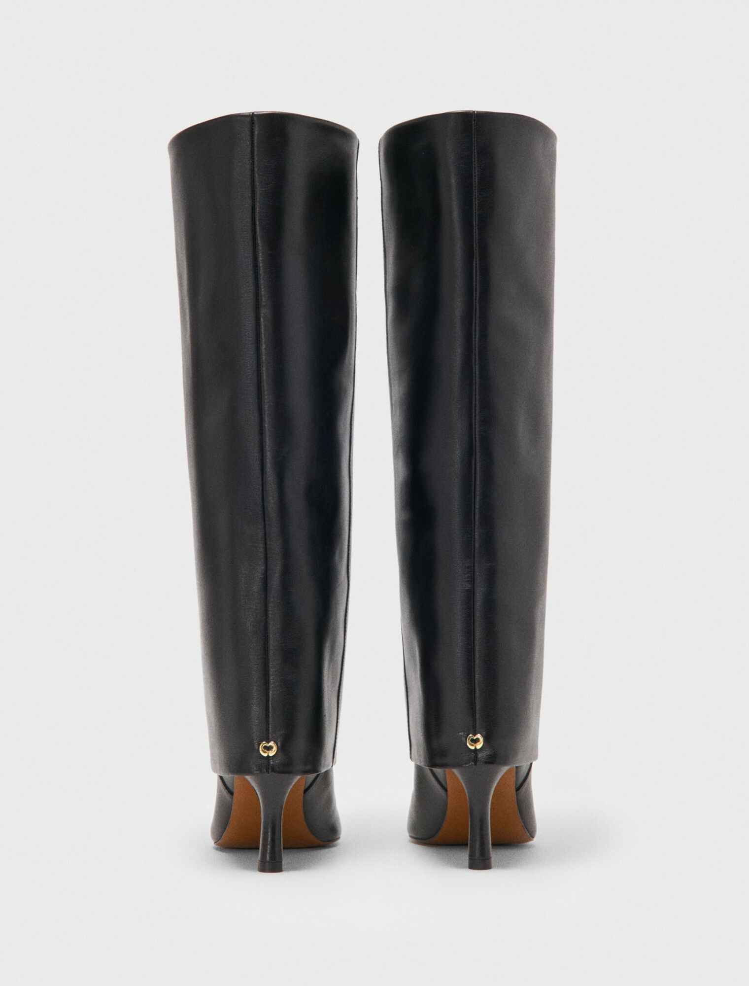 Heeled tubular leather boots