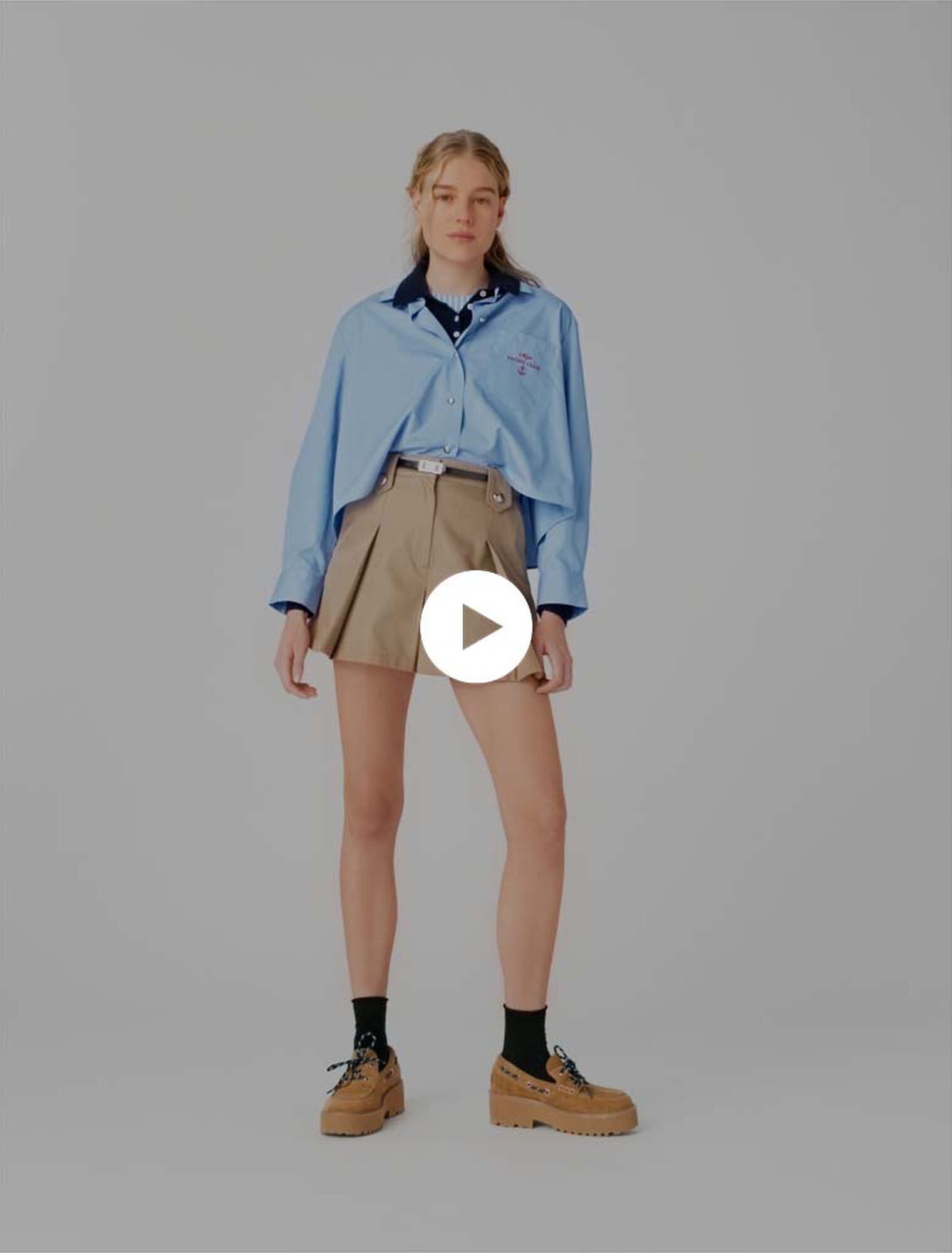 Pleated cotton shorts