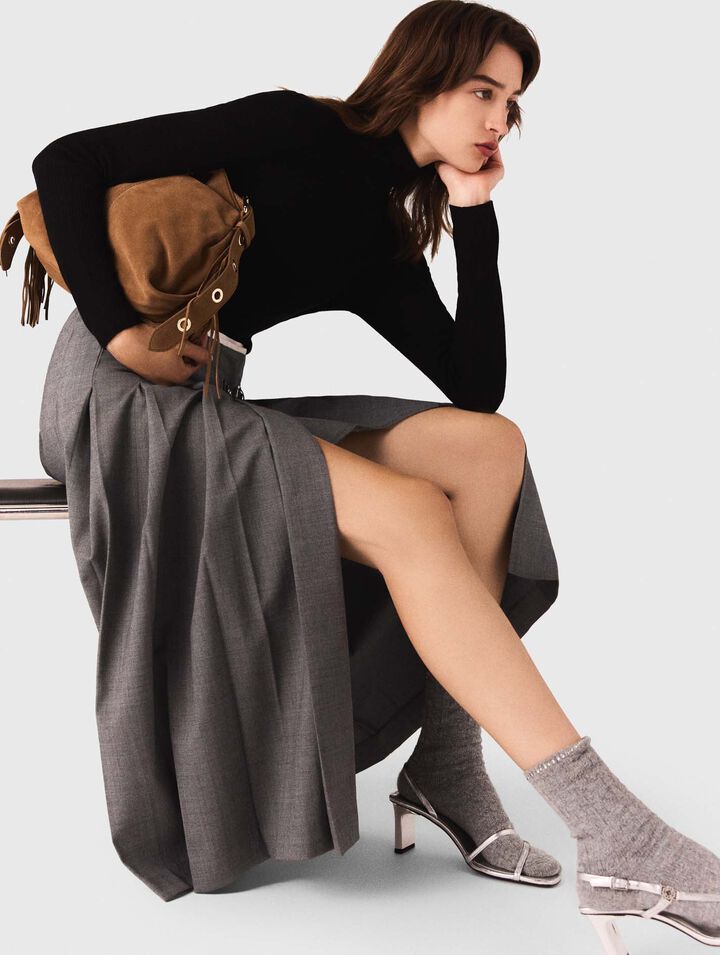 Long pleated skirt
