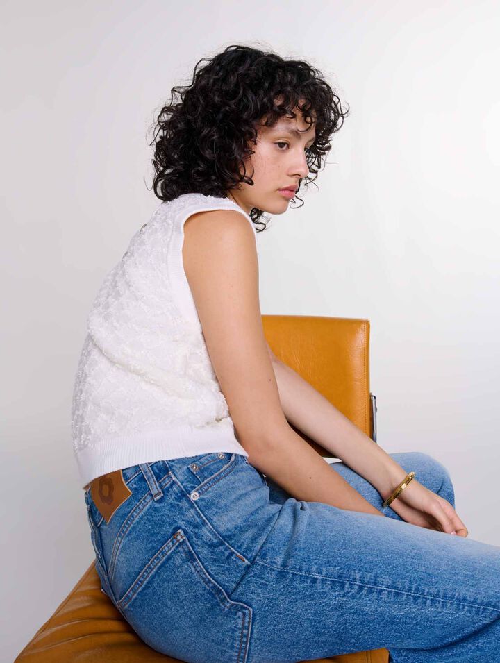 Sleeveless knit jumper