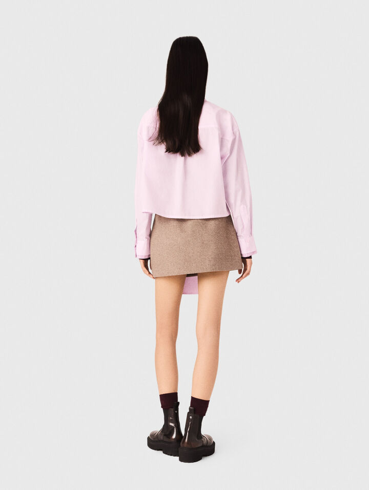 Short shirt with pussy bow