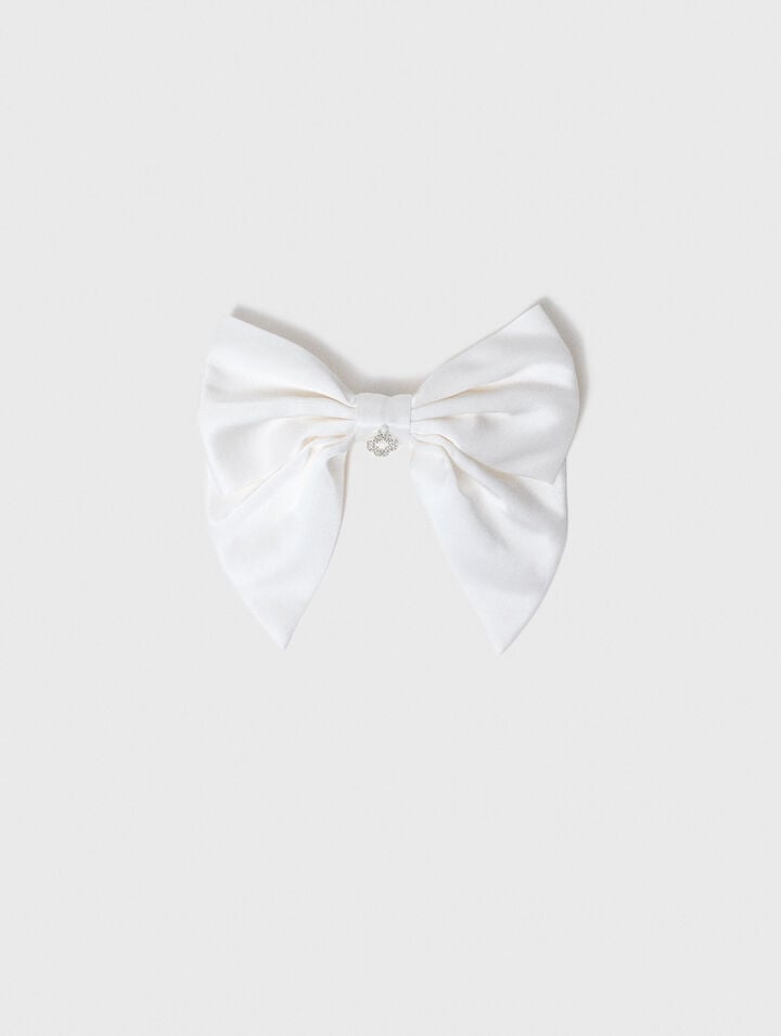 Satin-effect bow barrette