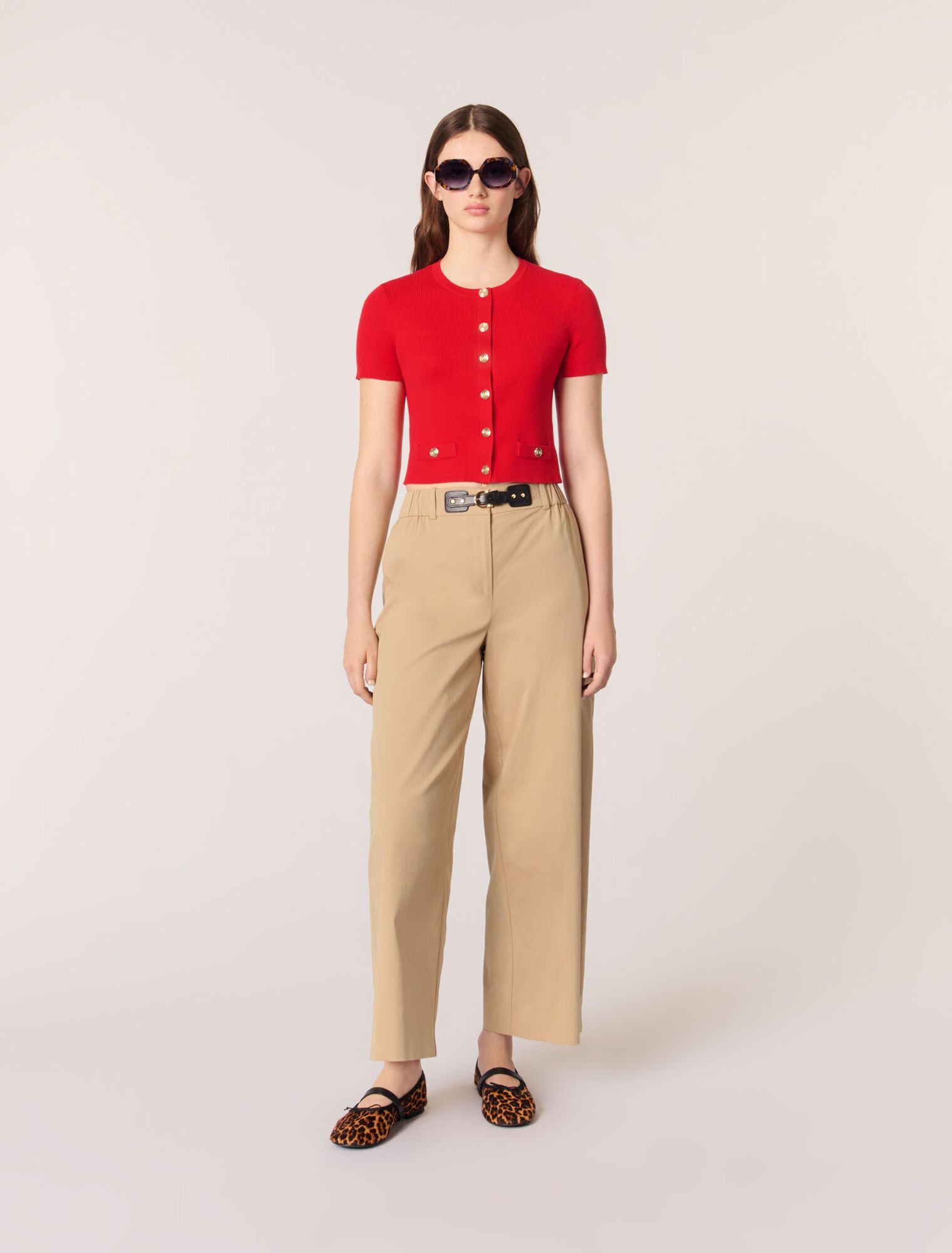 Cropped cardigan with gold buttons