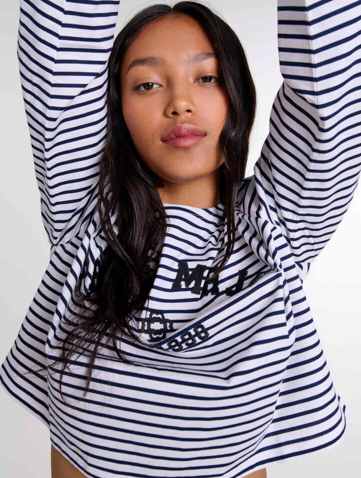Cropped short-sleeves T-shirt