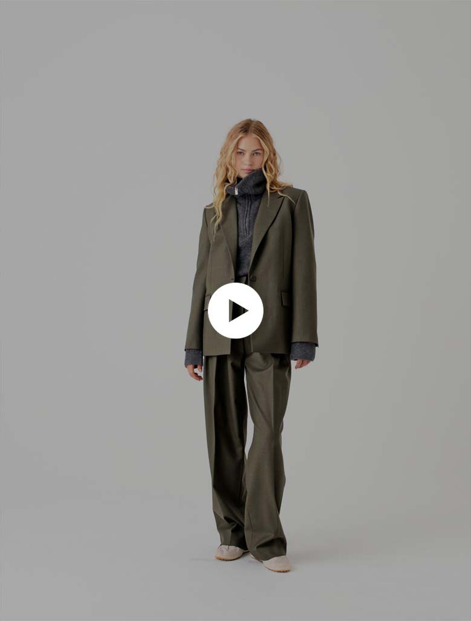 Single-breasted suit jacket