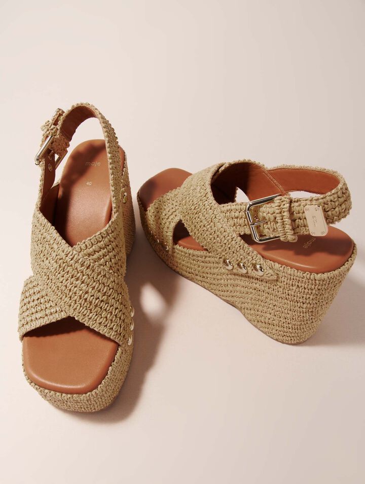 Wedge sandals with raffia effect