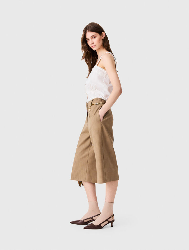Tailored pleated Bermuda shorts