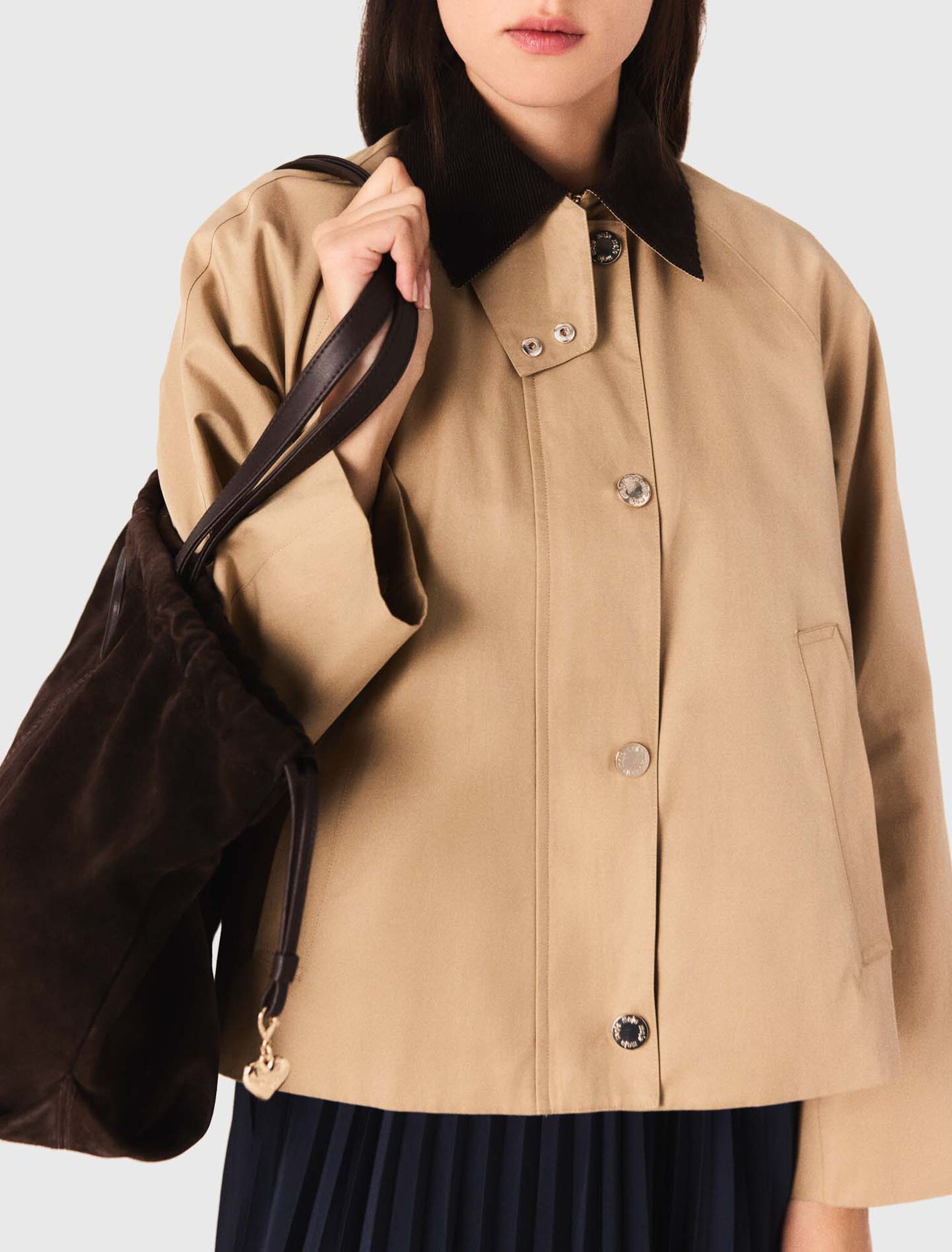 Trapeze jacket with contrast collar