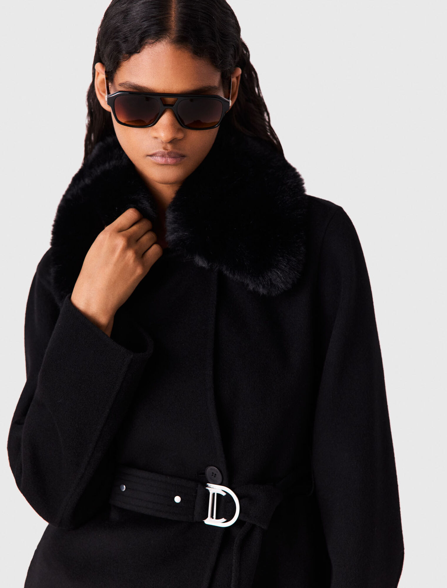 Double-faced coat with removable collar