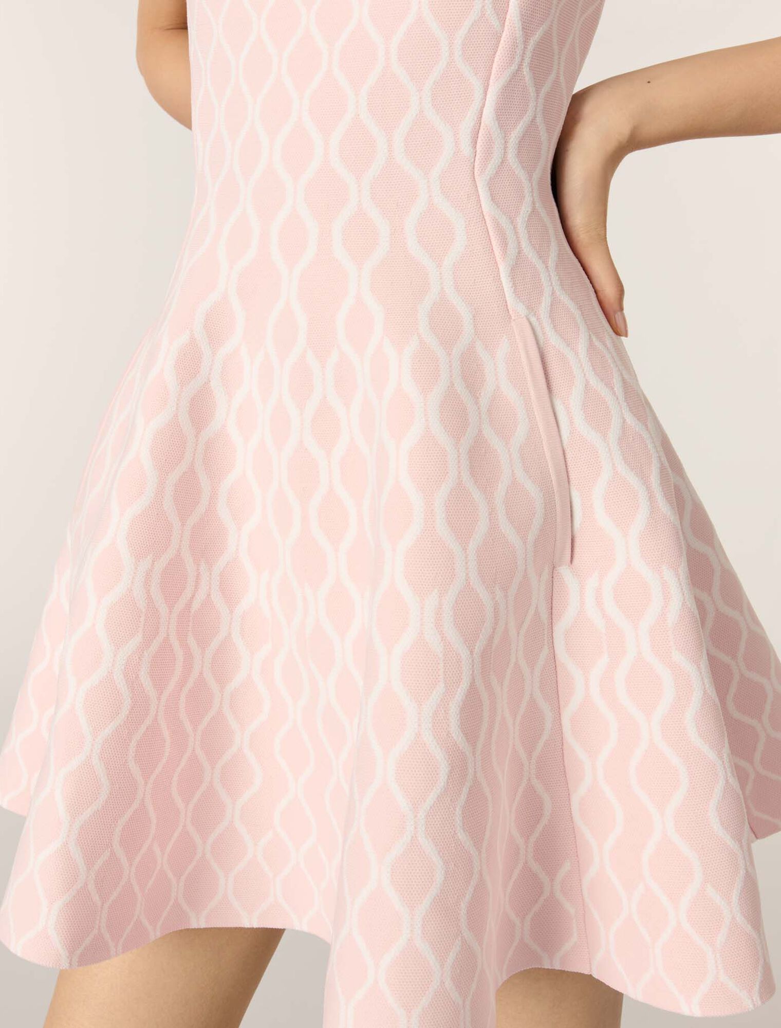Short jacquard knit dress