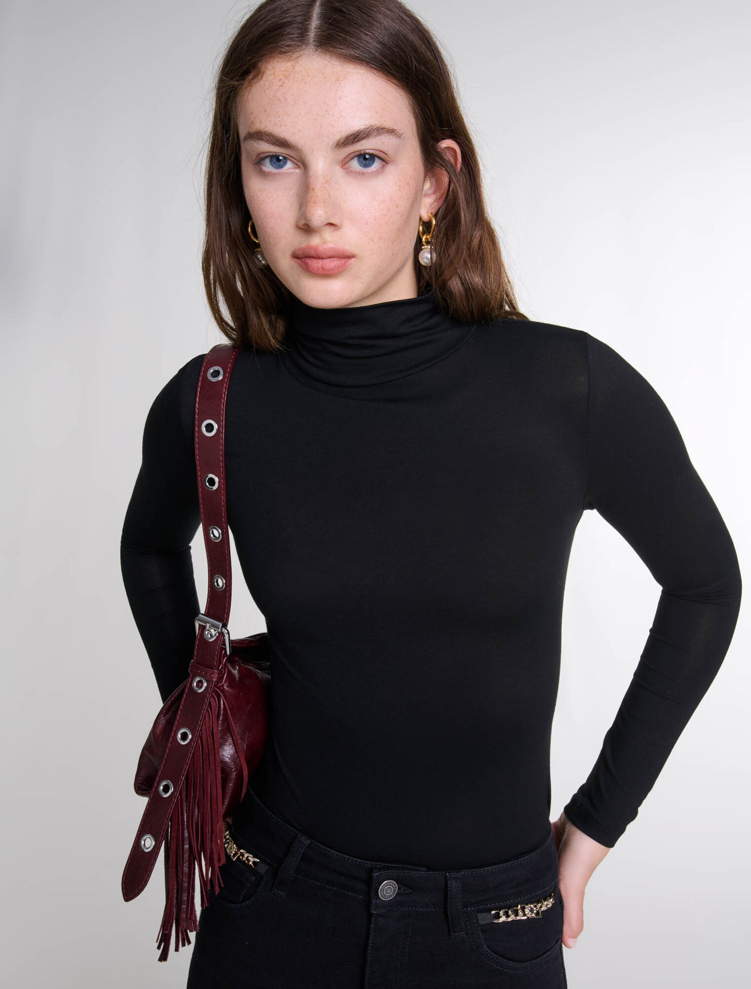 Long-sleeved top