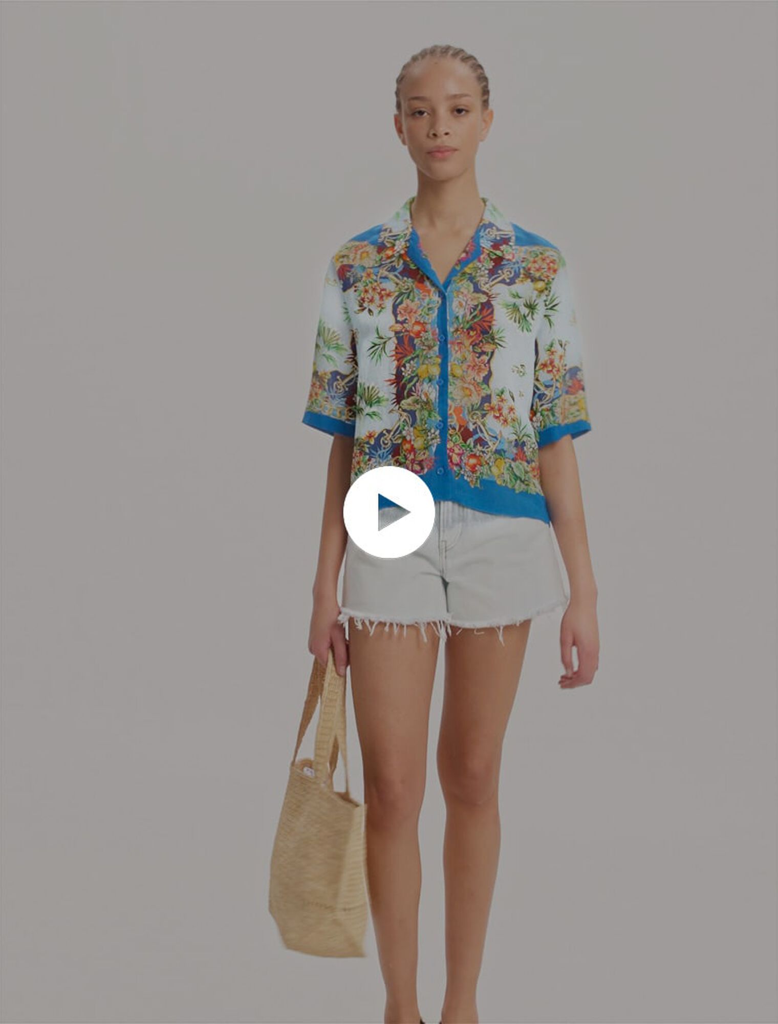 Patterned cropped shirt