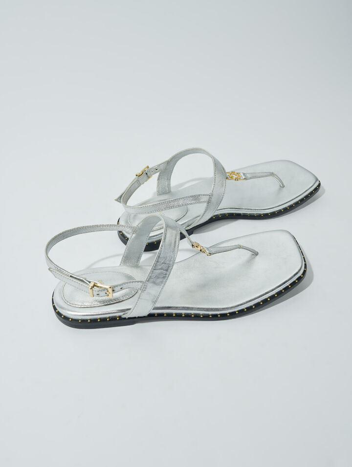Leather sandals with silver straps