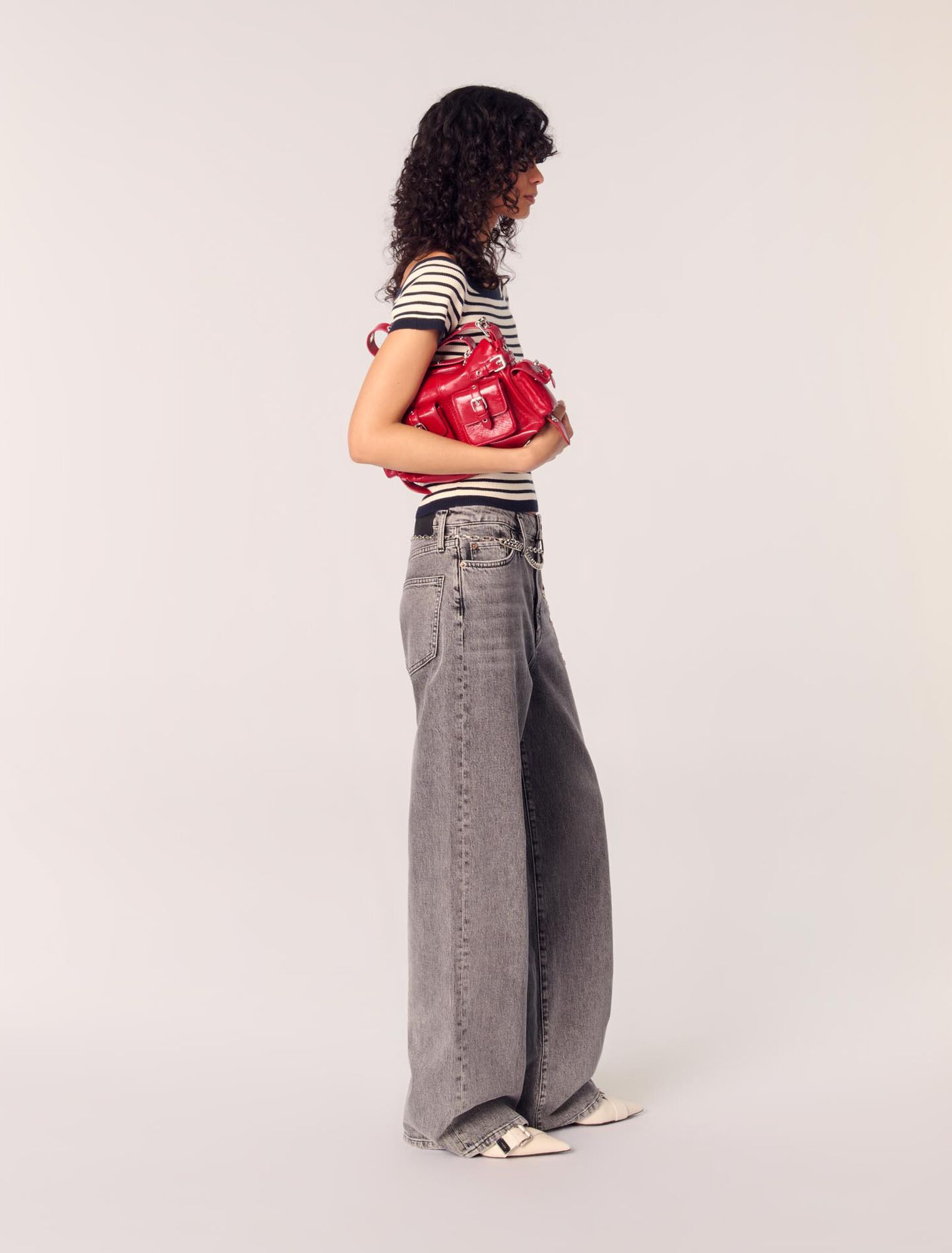 Wide-leg jeans with chain-link belt