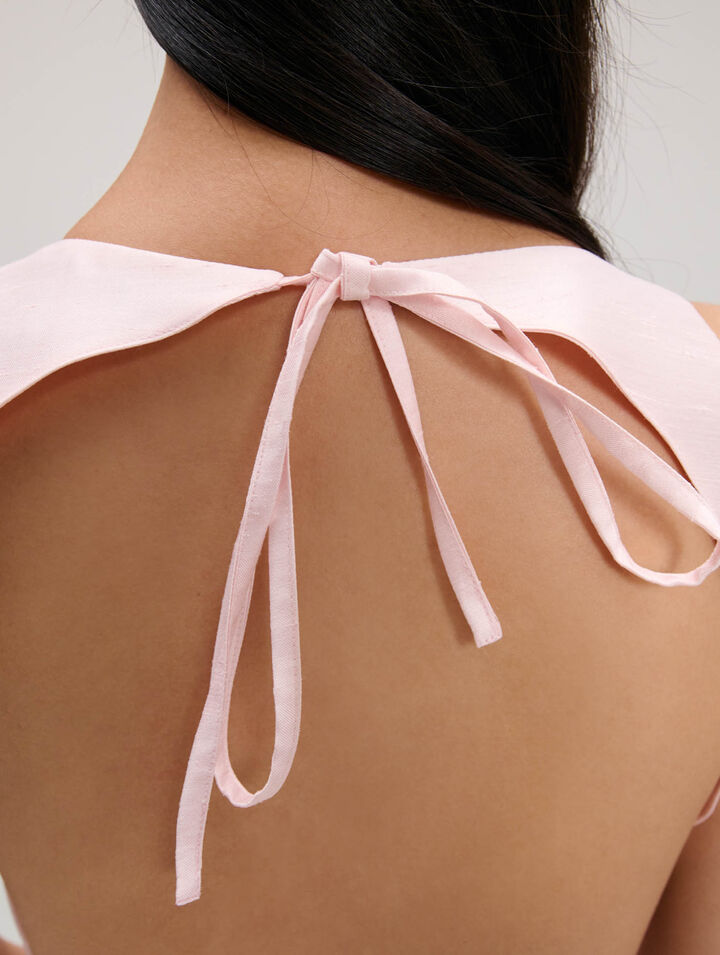 Backless dress