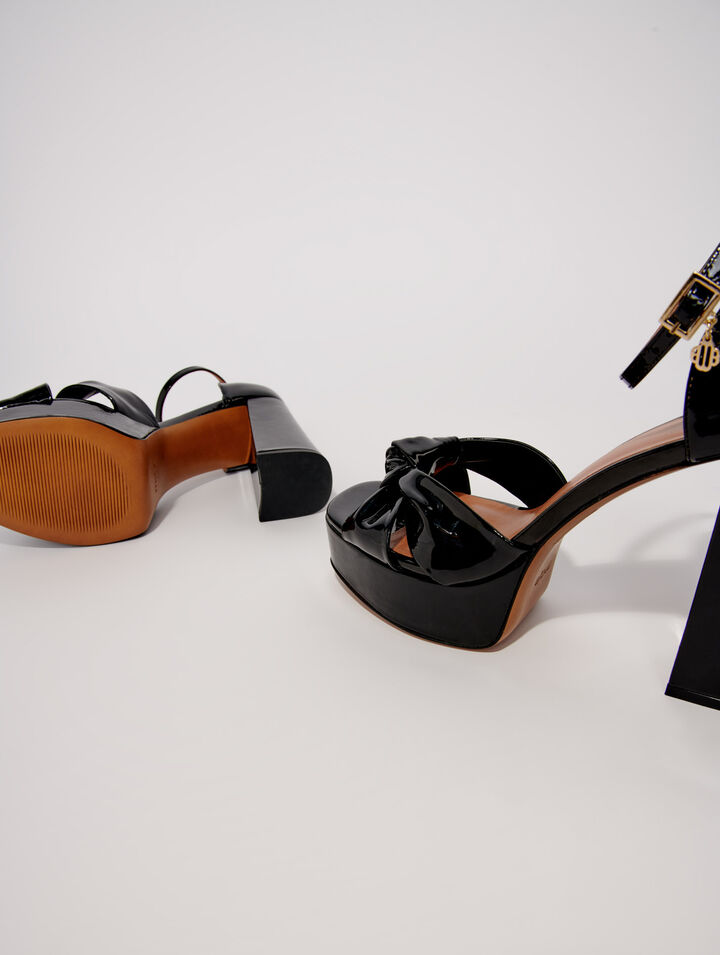 Leather platform sandals
