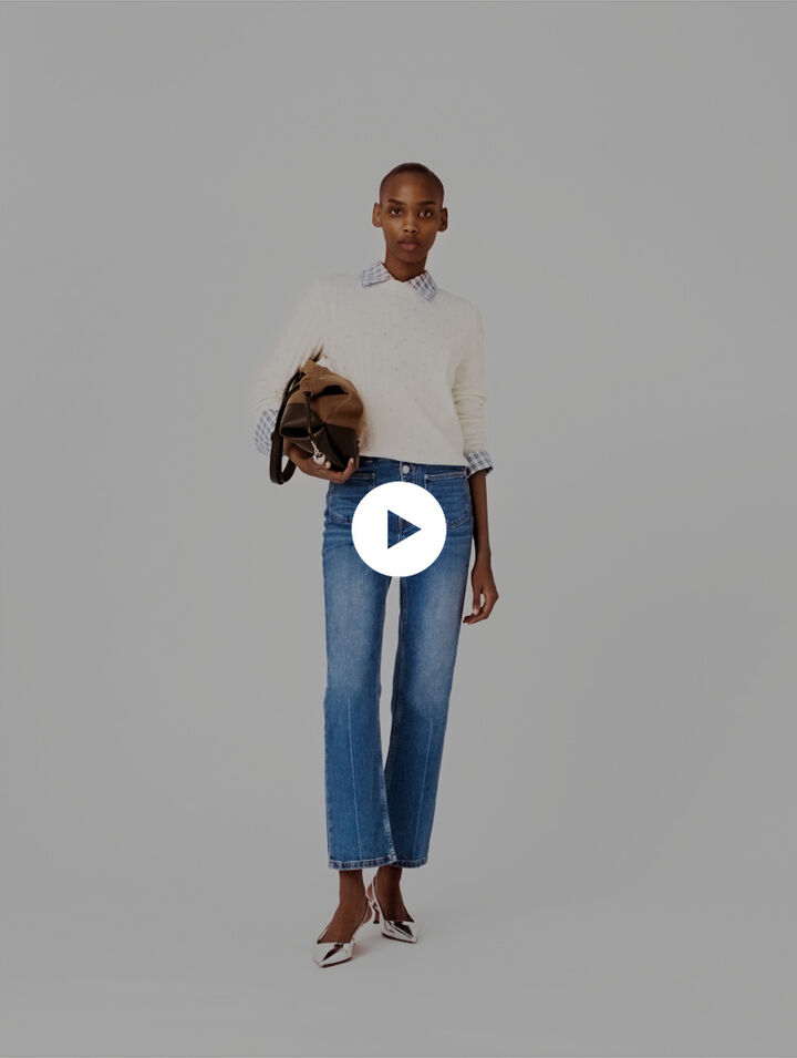 Denim jeans with pockets