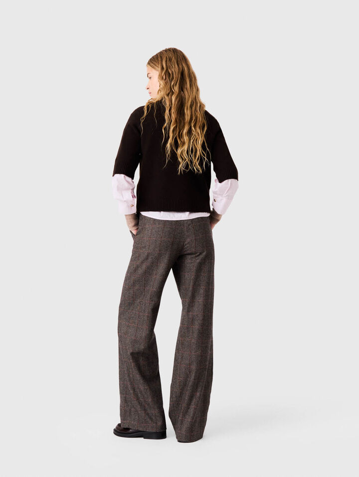 Jumper with floral embroidery