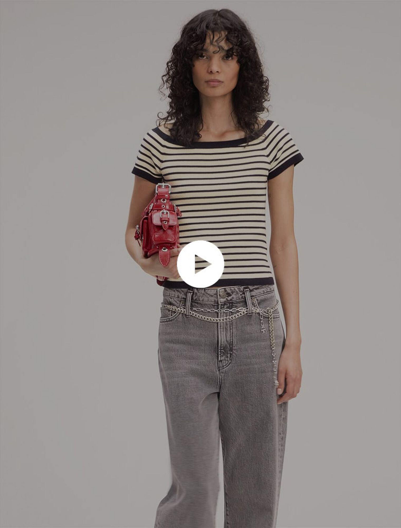 Wide-leg jeans with chain-link belt
