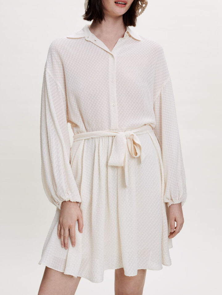 Loose-fitting shirt dress