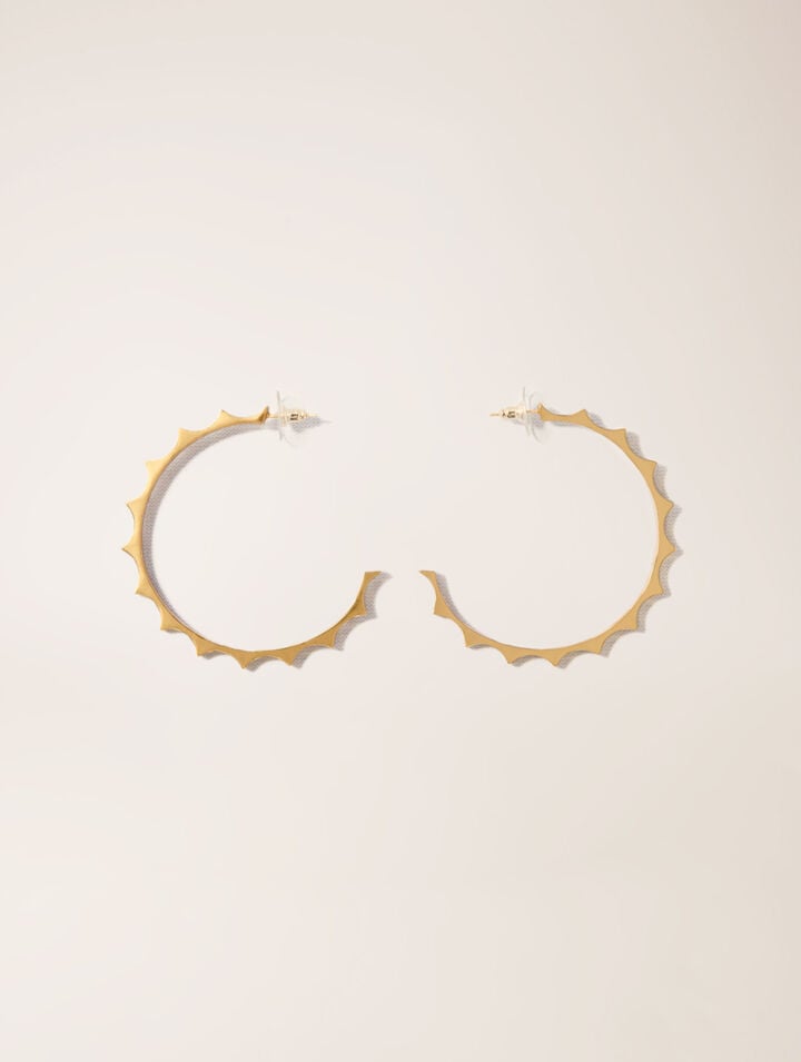 Gold tapered metal hoop earrings