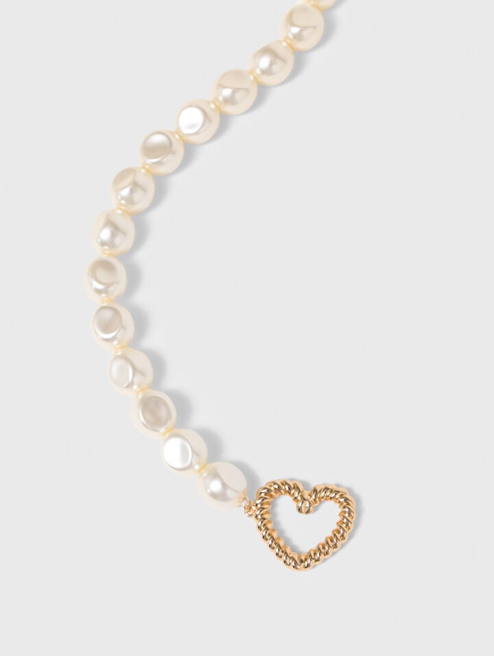 Pearl choker necklace