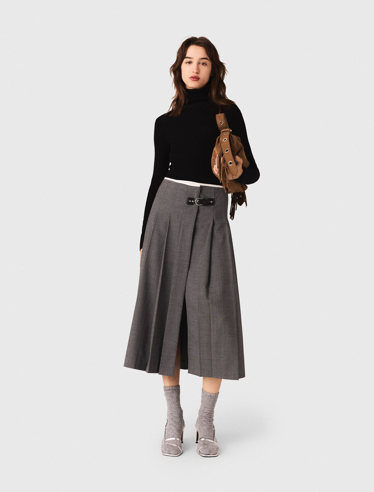 Long pleated skirt