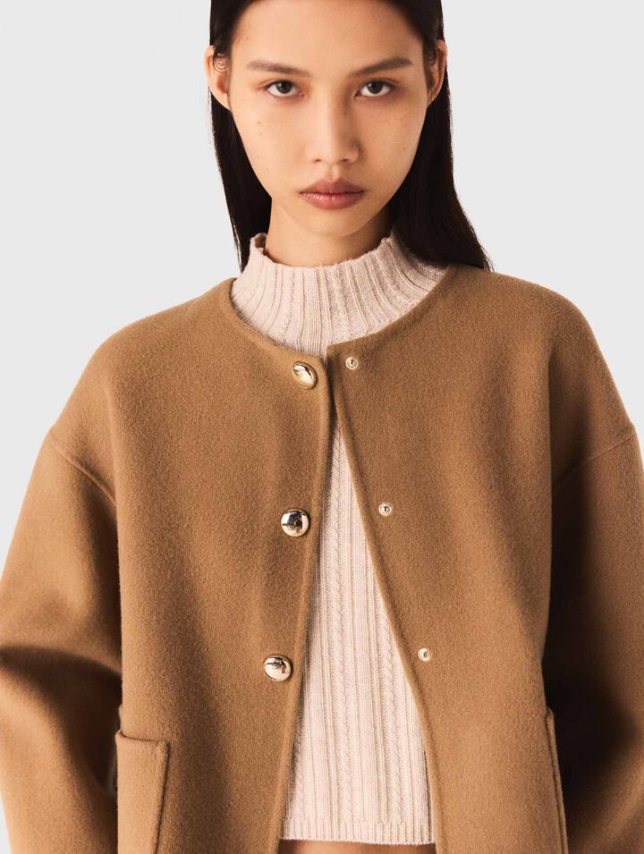 Double-faced coat with leather