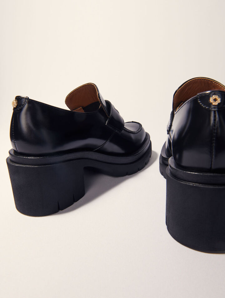 Heeled loafers