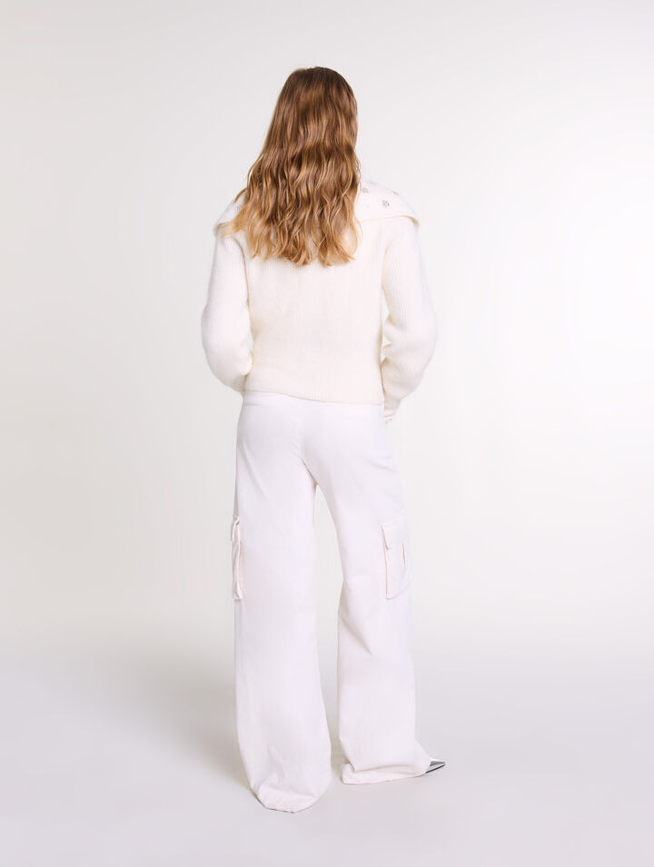Cardigan with jewellery neck