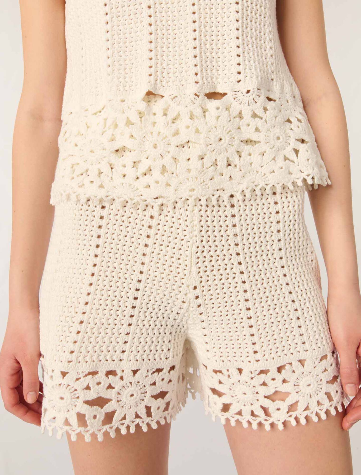 Crochet-knit shorts
