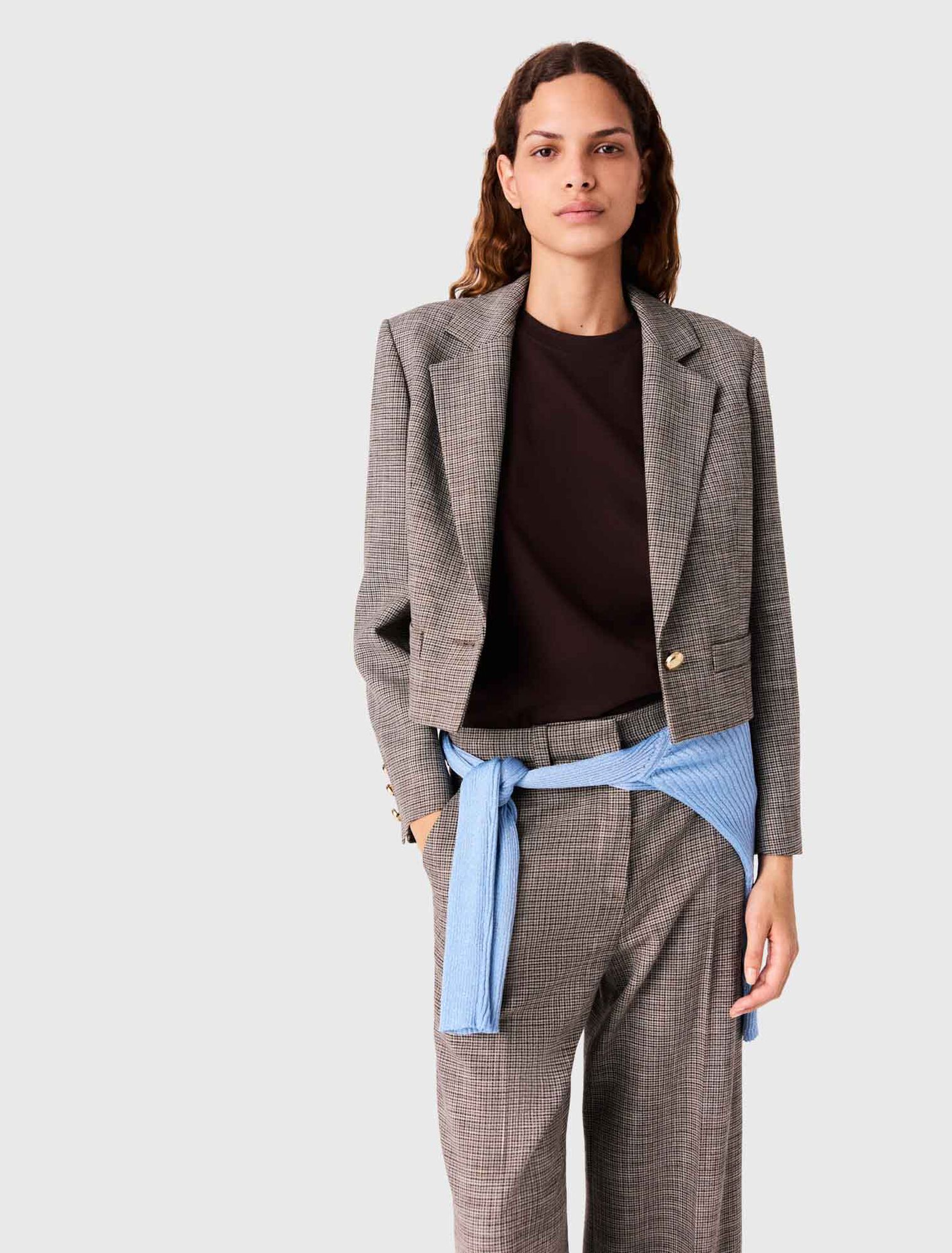 Short checked suit jacket